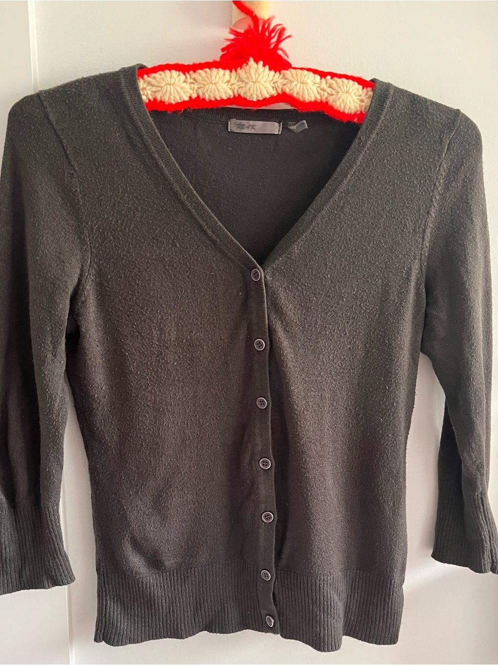 Three quarter sleeve gray cardigan